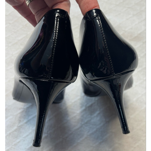 Vince Camuto Preppy Patent Leather Black Pointed Toe Stiletto Pumps Size 10 - Picture 5 of 10
